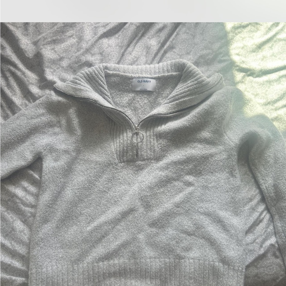 Old Navy Gray Zip Up Sweater